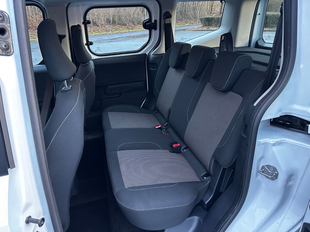 Ford Tourneo Courier 2024