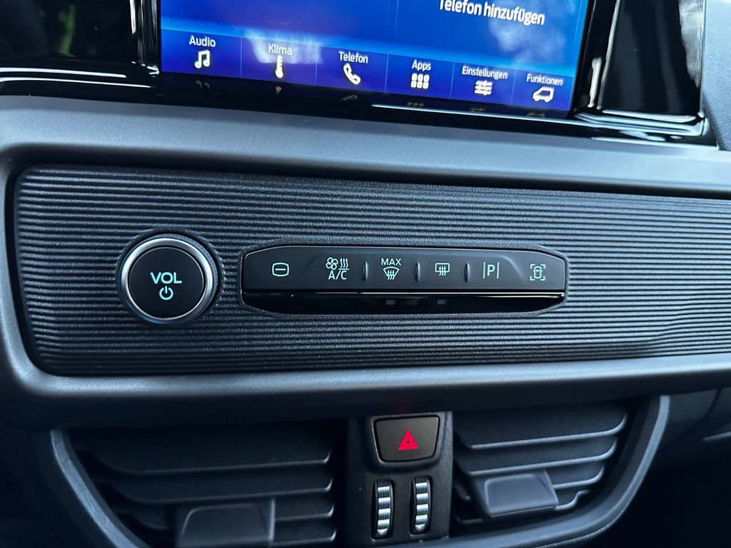 Ford Tourneo Courier 2024