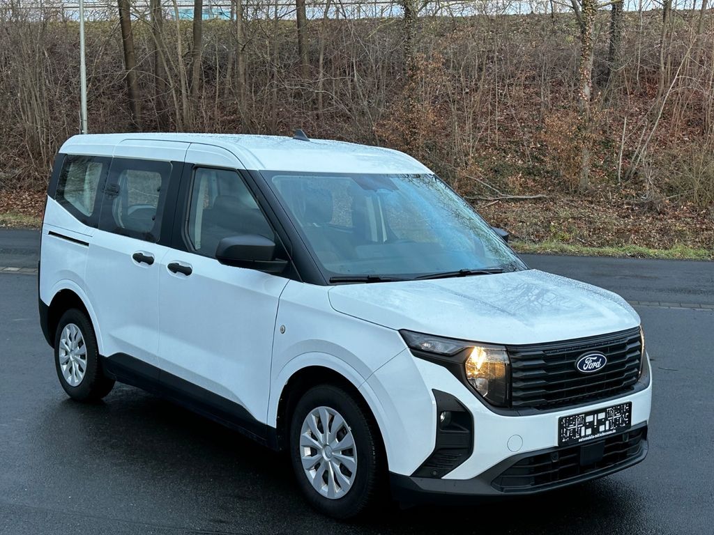 Ford Tourneo Courier 2024