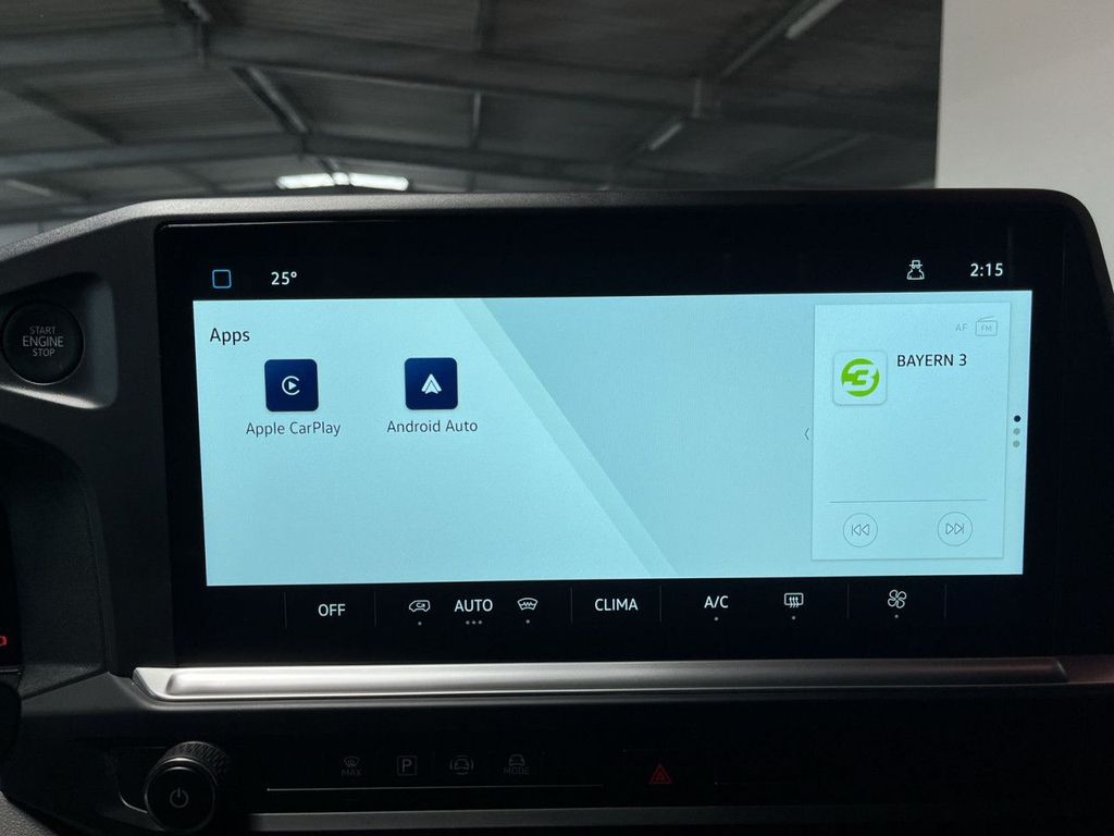 Volkswagen T7 Transporter