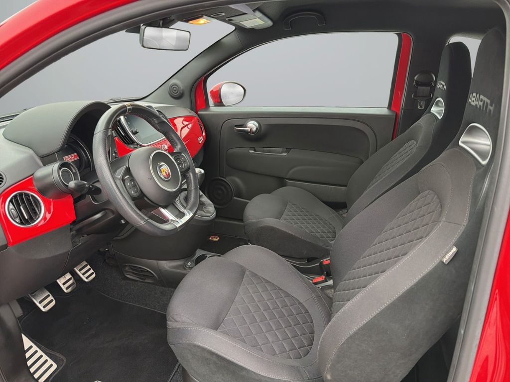 Abarth 595 2022