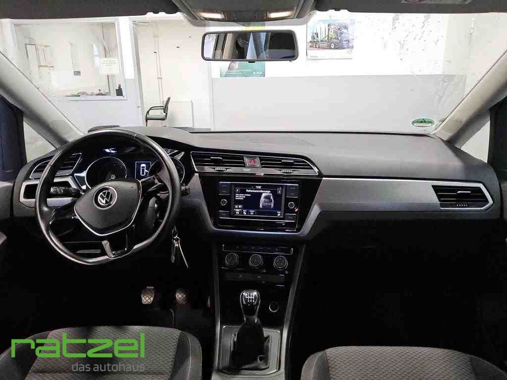 Volkswagen Touran 2021
