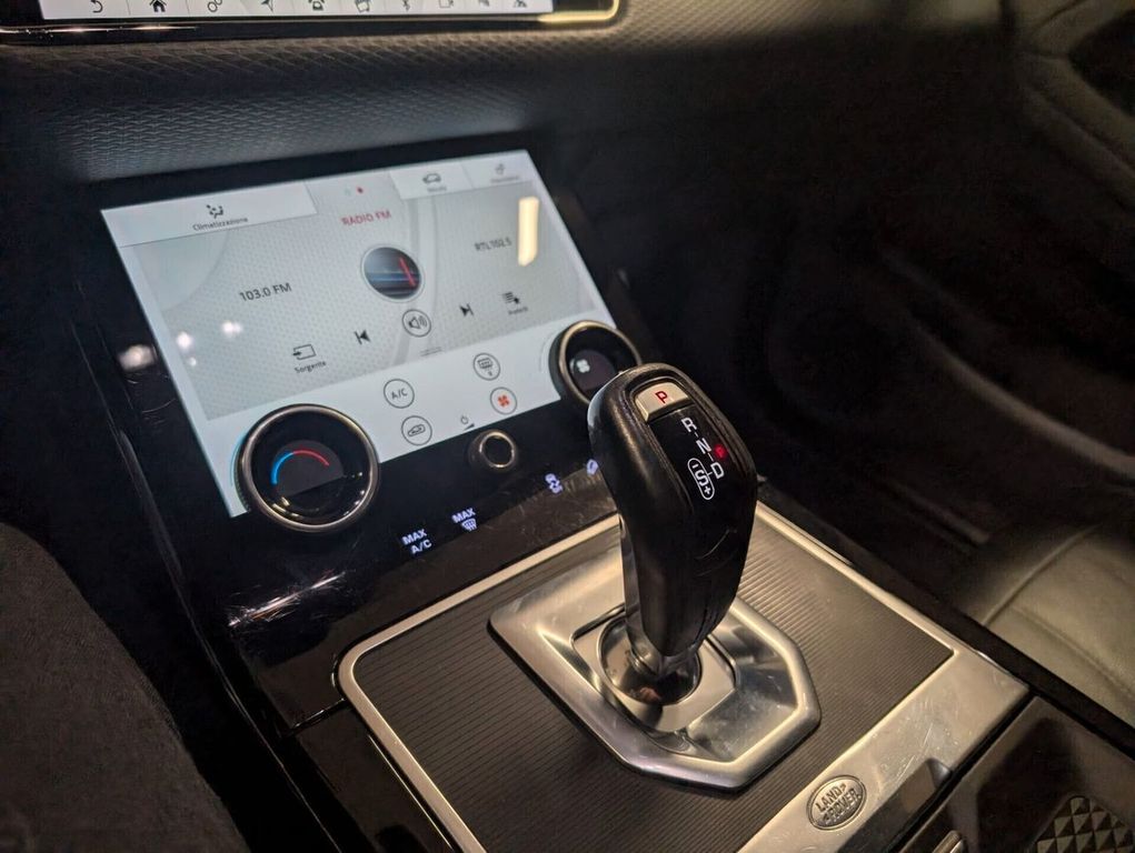 Land Rover Range Rover Evoque 2020