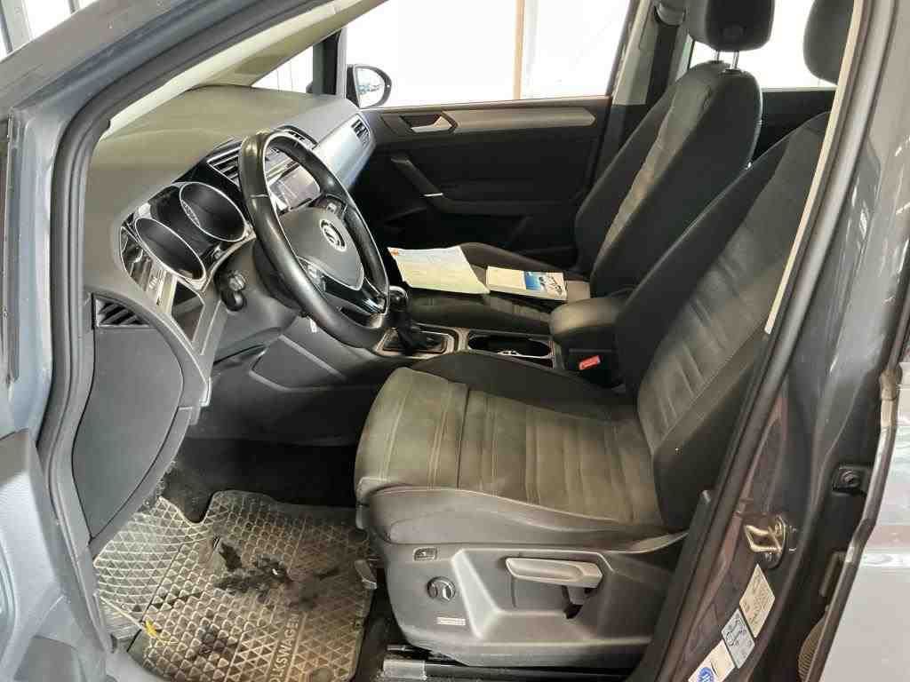 Volkswagen Touran 2021