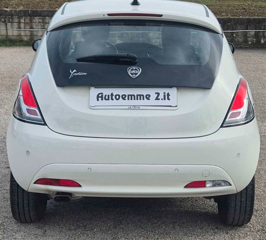 Lancia Ypsilon 2021