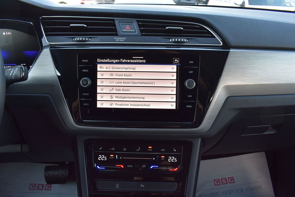 Volkswagen Touran 2023