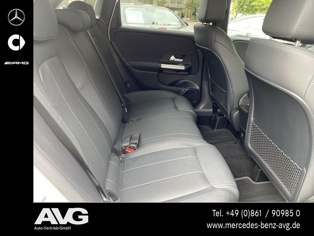 Mercedes-Benz B 180 2025