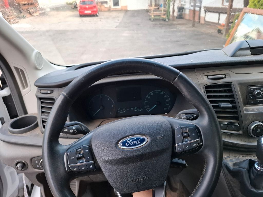 Ford Transit 2022