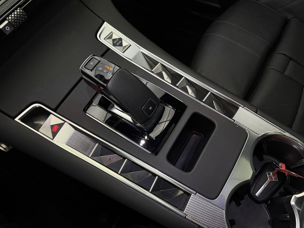 DS Automobiles DS7 (Crossback) 2025