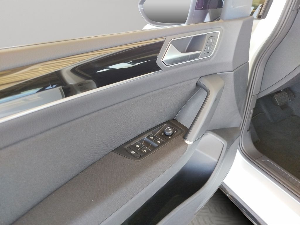 Volkswagen Touran 2025