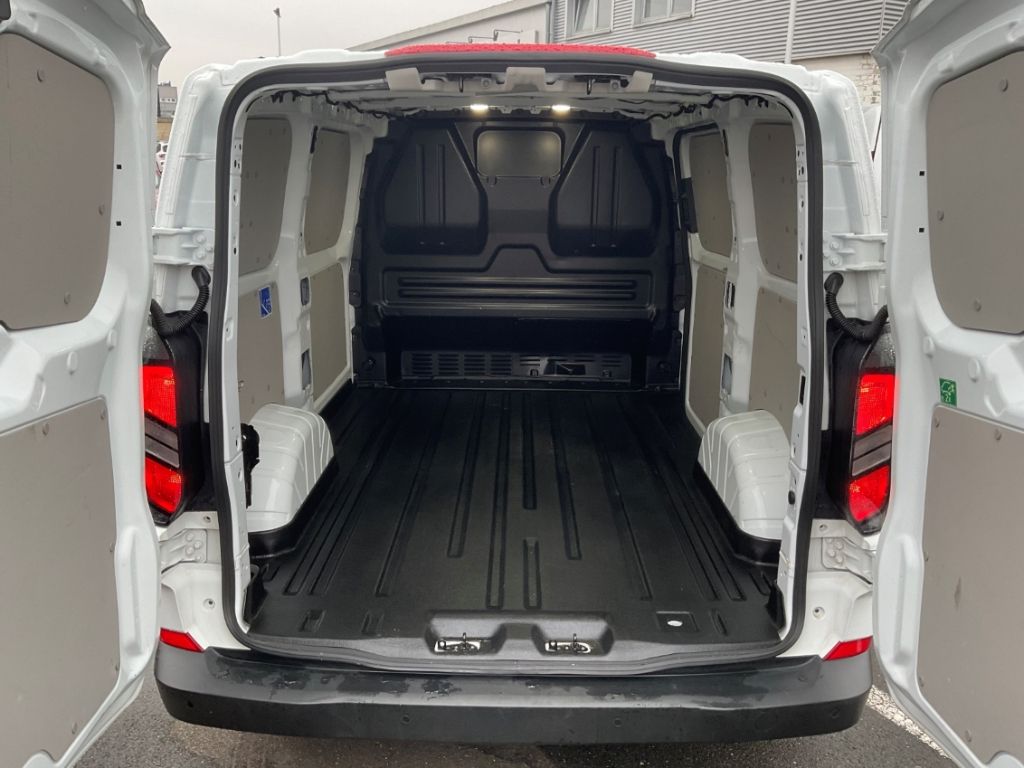 Ford Transit Custom 2024