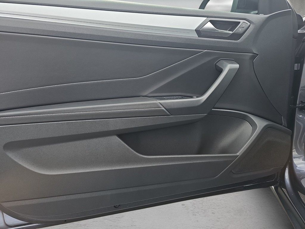 Volkswagen T-Roc 2025