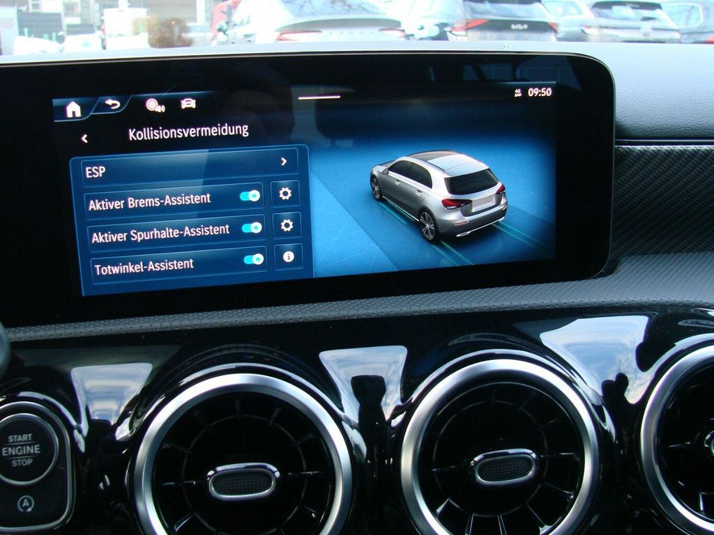 Mercedes-Benz A 200 2025