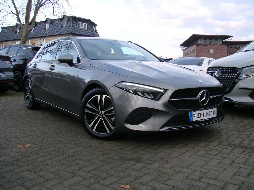 Mercedes-Benz A 200 2025