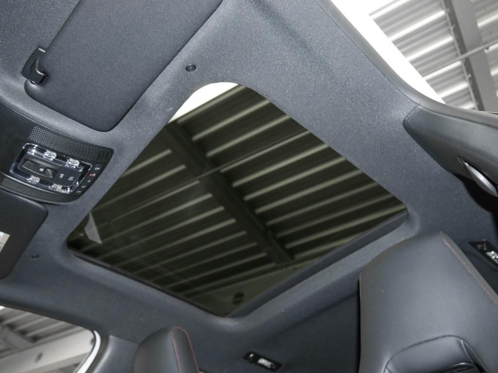 Mercedes-Benz A 200 2025