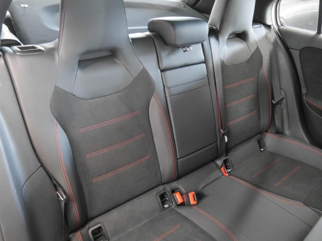 Mercedes-Benz A 200 2025