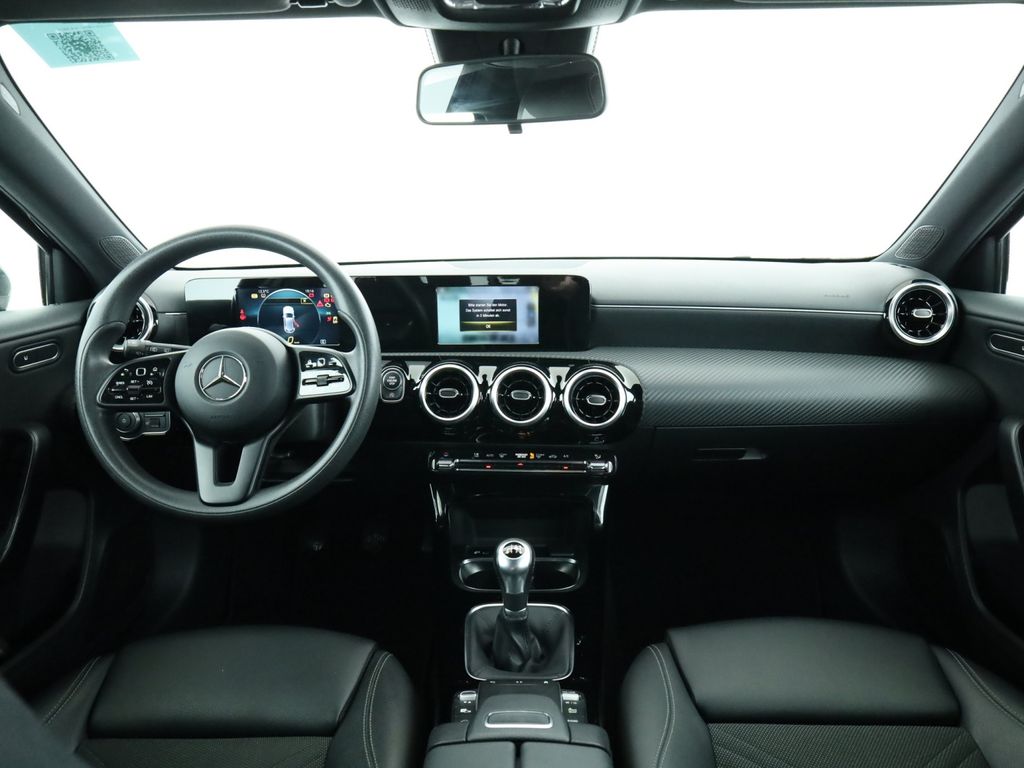 Mercedes-Benz A 180 2021