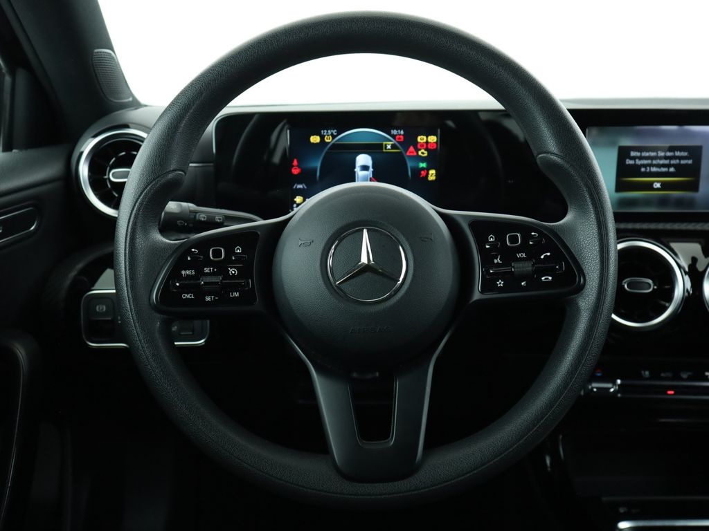 Mercedes-Benz A 180 2021