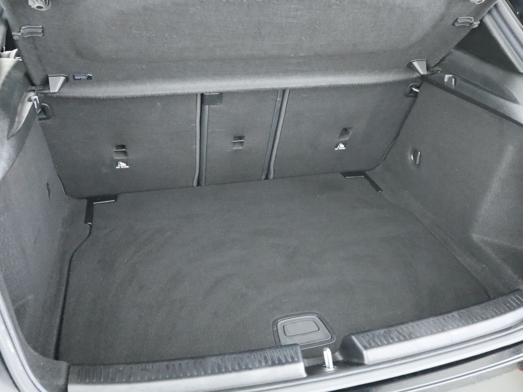 Mercedes-Benz A 180 2021