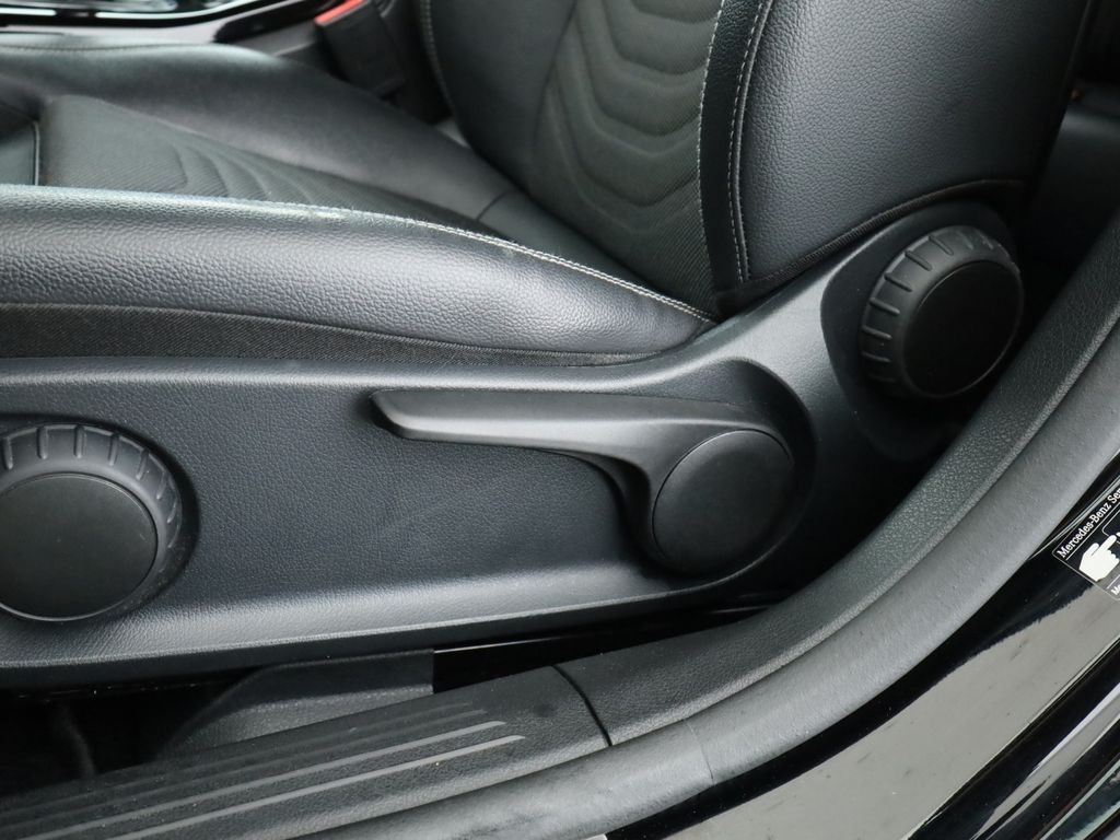 Mercedes-Benz A 180 2021