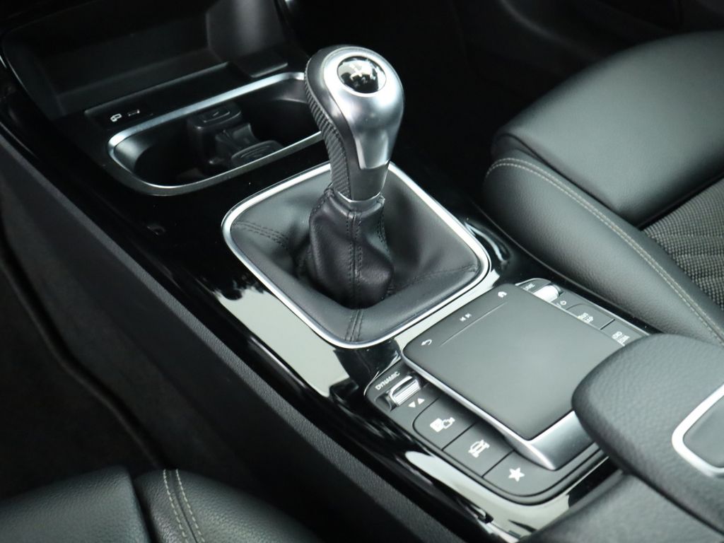 Mercedes-Benz A 180 2021