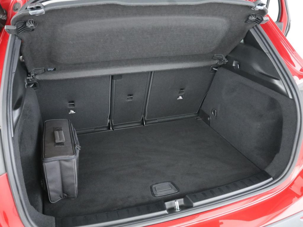 Mercedes-Benz GLA 250 2021