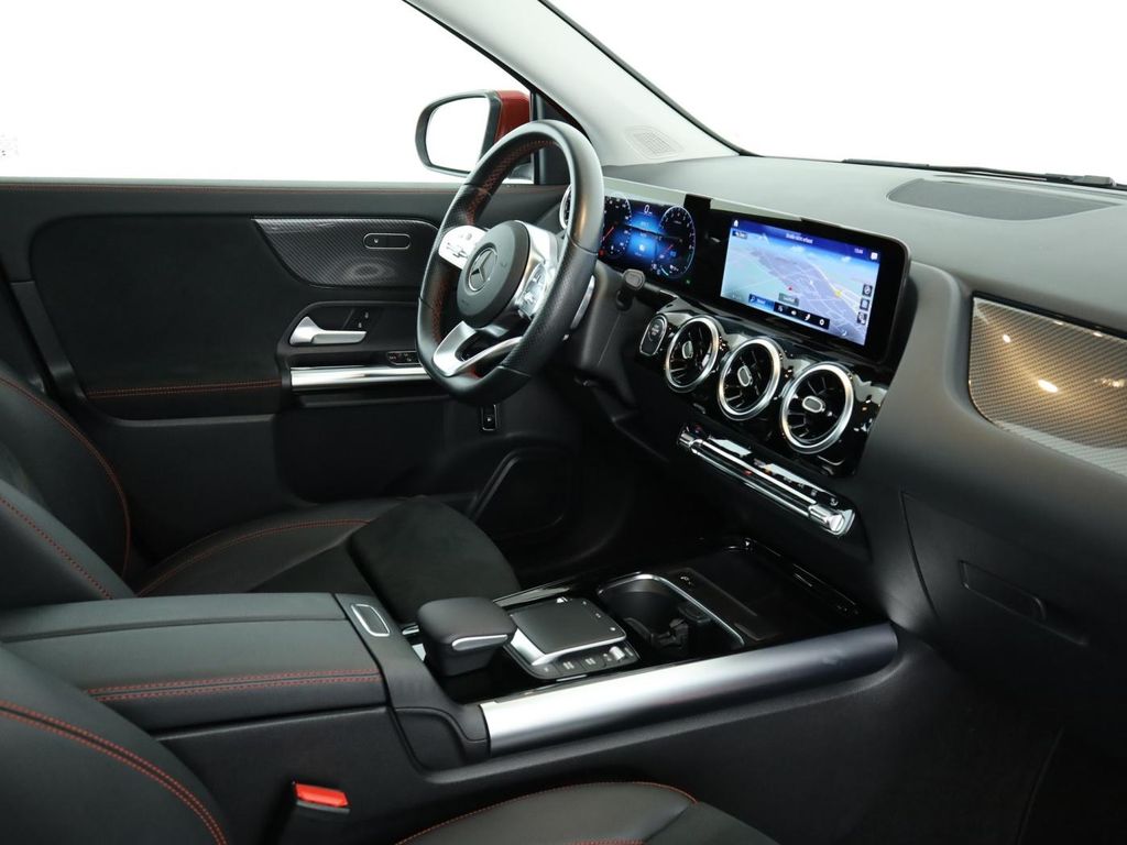 Mercedes-Benz GLA 250 2021