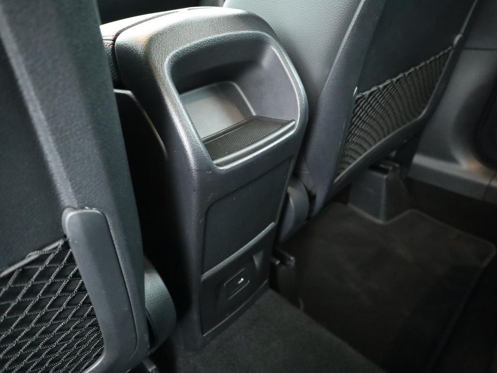 Mercedes-Benz GLA 250 2021