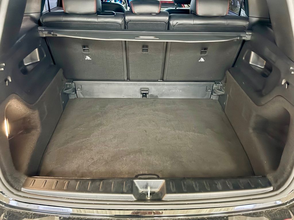 Mercedes-Benz GLB 180 2021