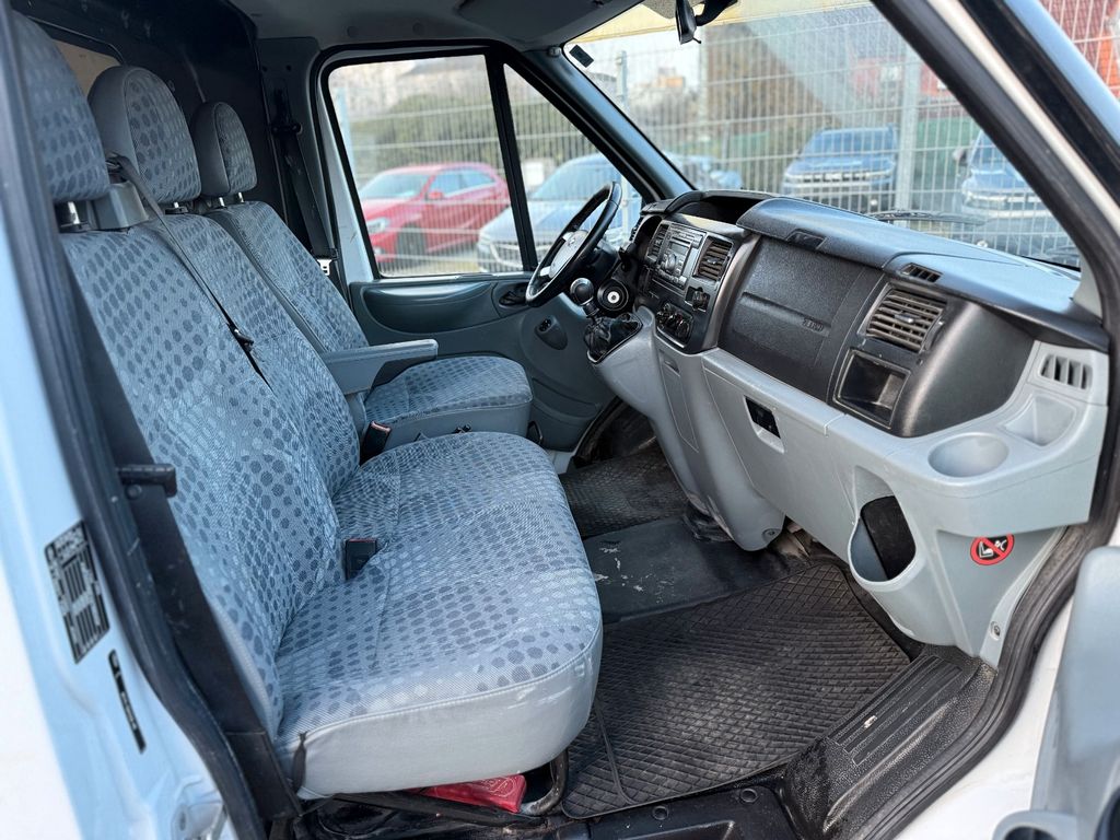 Ford Transit 2010