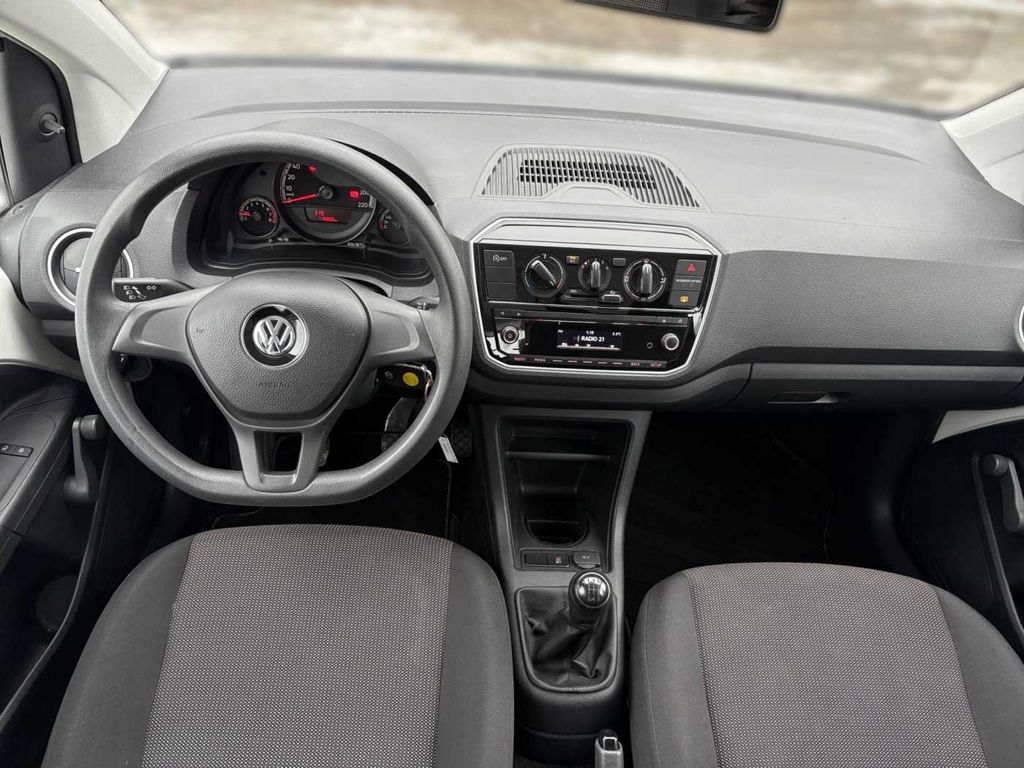Volkswagen up! 2019