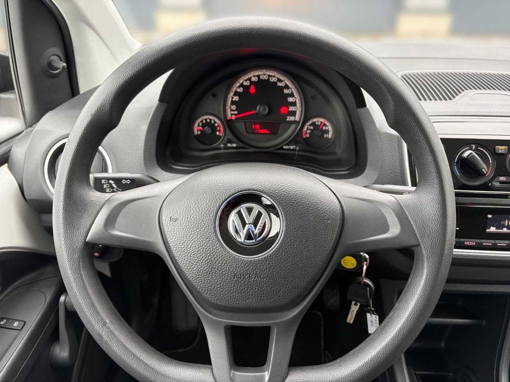 Volkswagen up! 2019