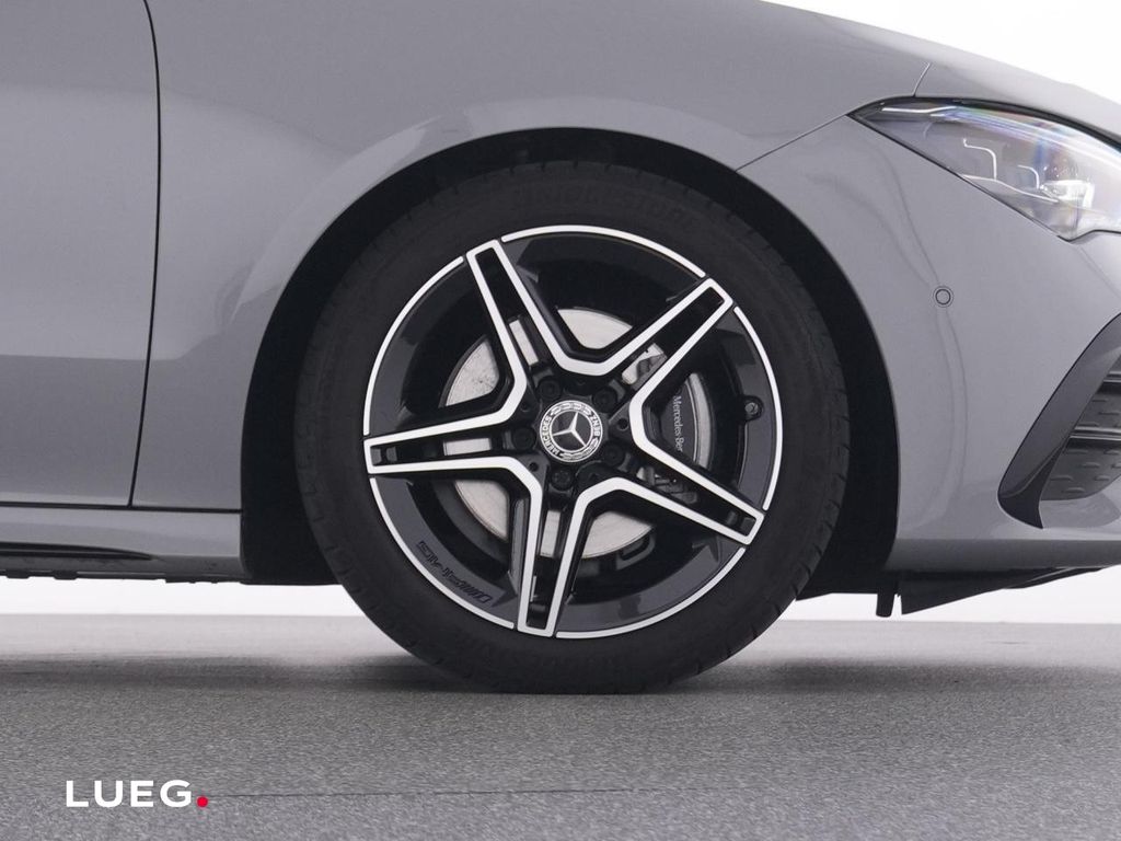 Mercedes-Benz CLA 180 2025