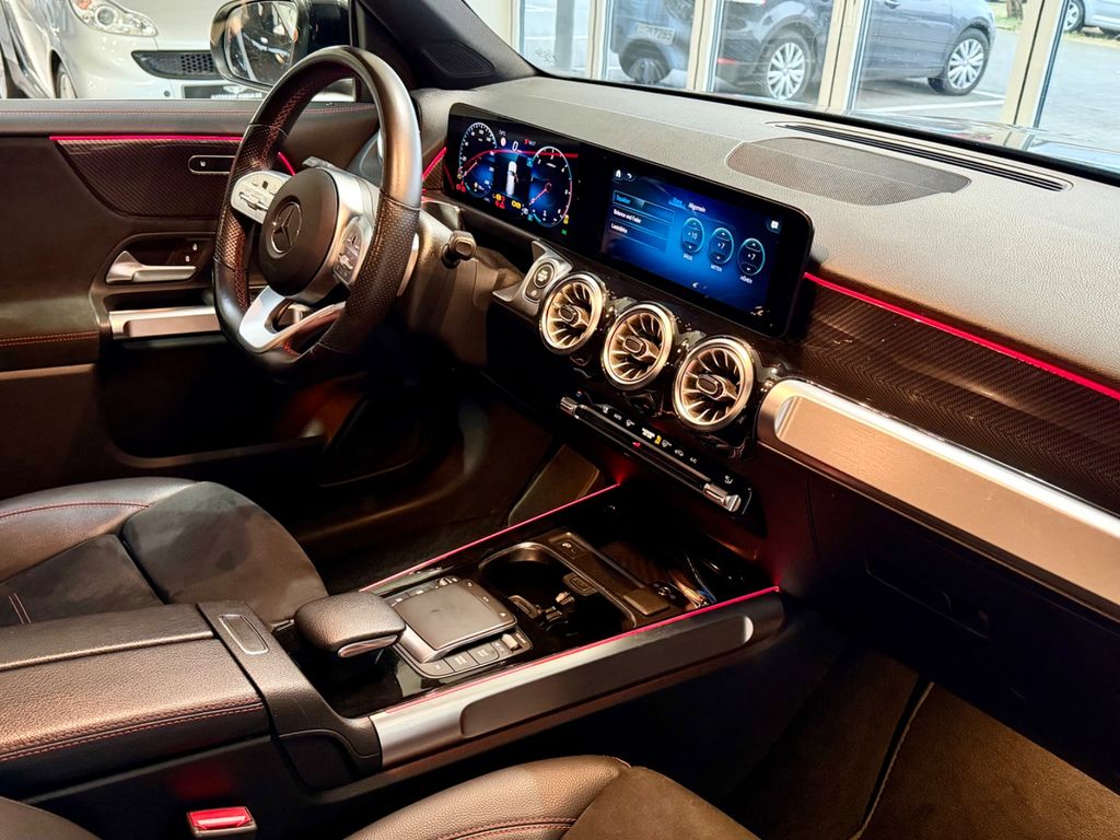 Mercedes-Benz GLB 180 2021