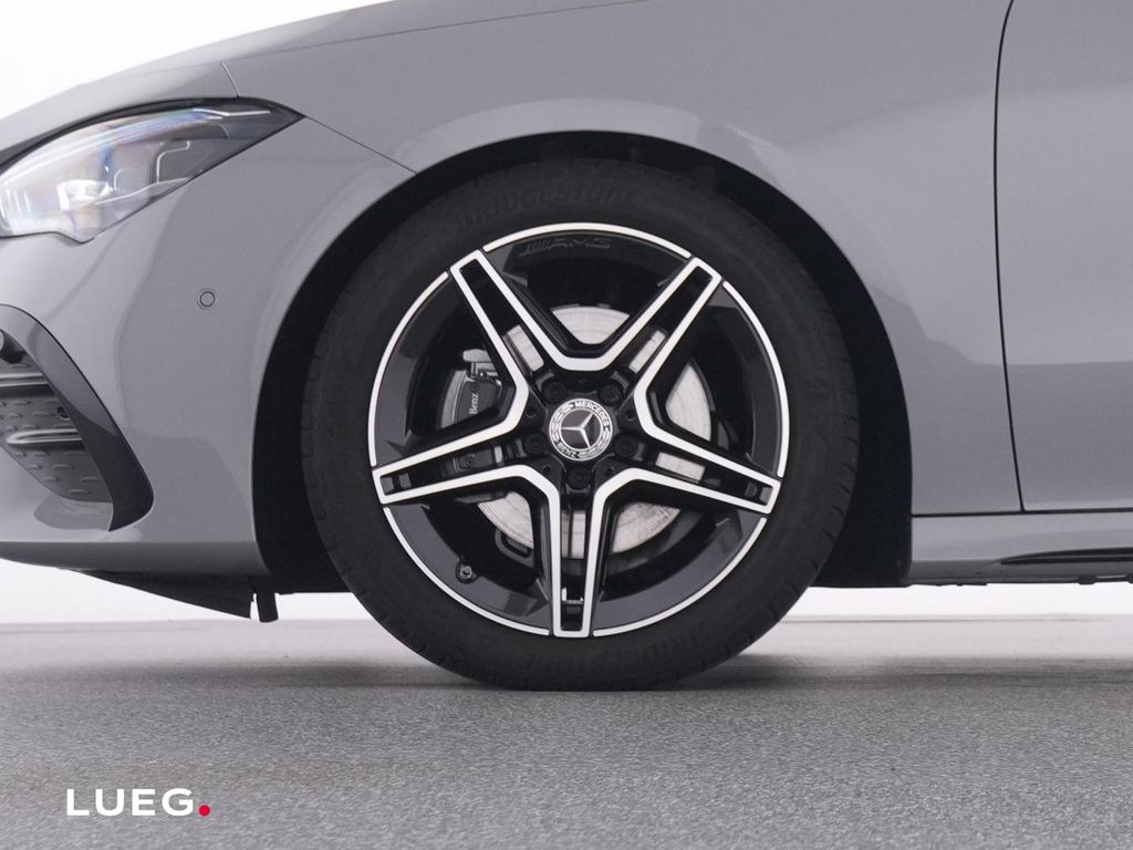 Mercedes-Benz CLA 180 2025