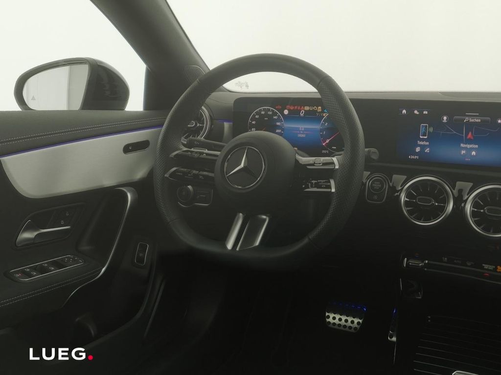 Mercedes-Benz CLA 180 2025