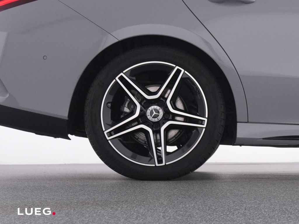 Mercedes-Benz CLA 180 2025