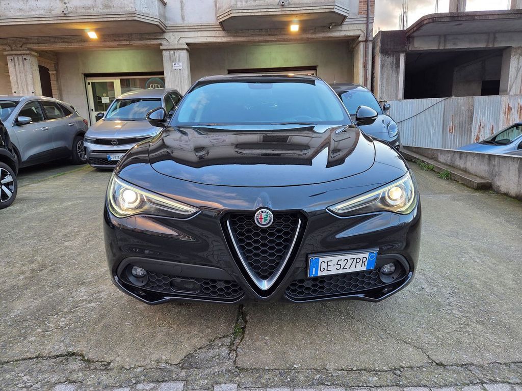 Alfa Romeo Stelvio 2021