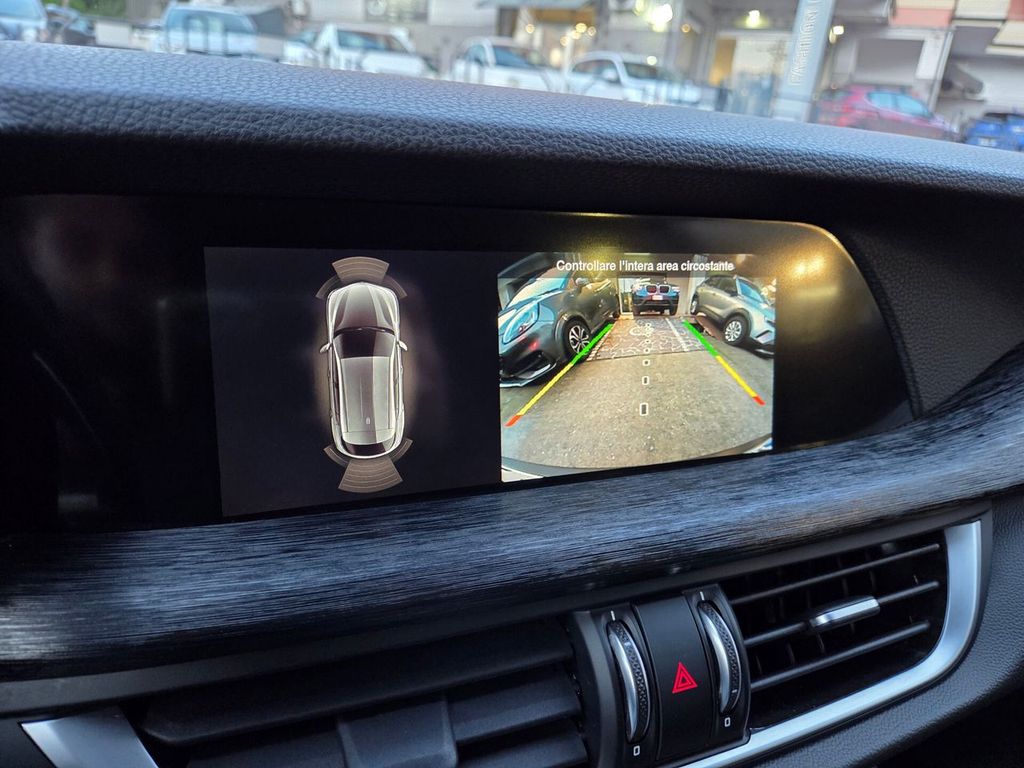 Alfa Romeo Stelvio 2021