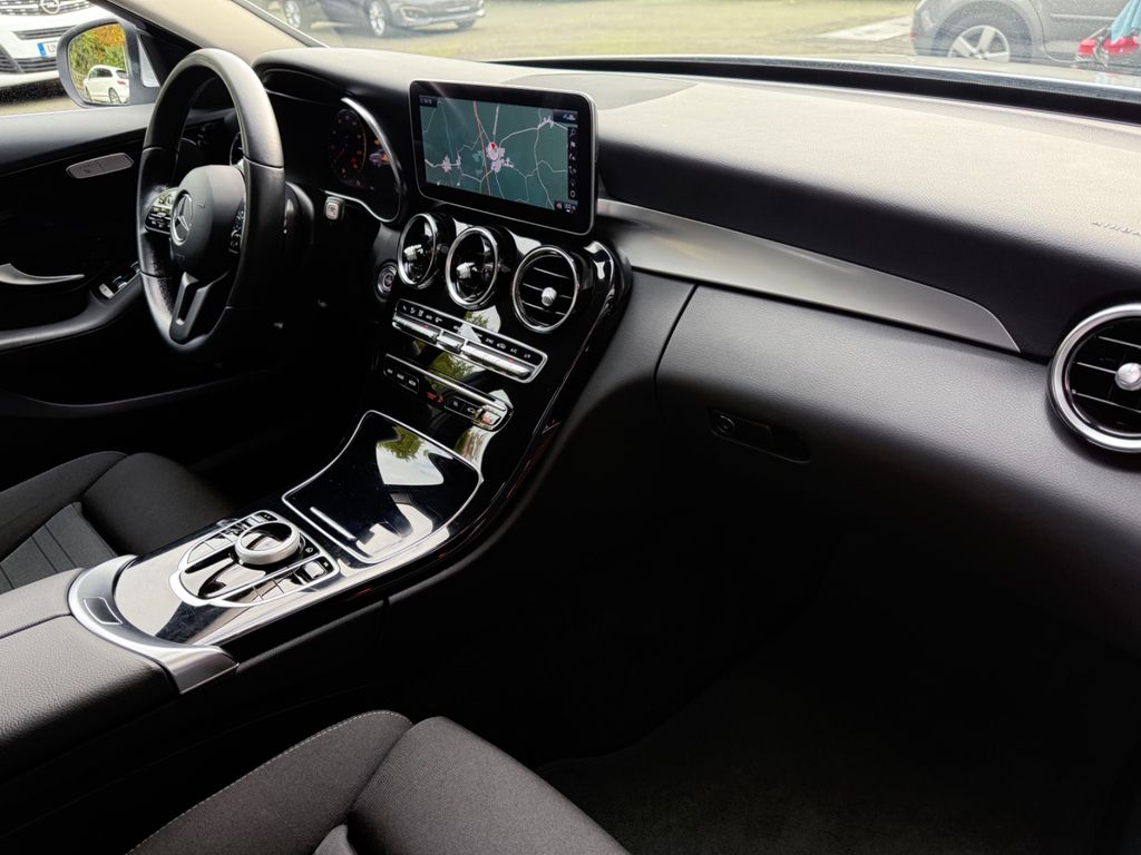 Mercedes-Benz C 180 2021