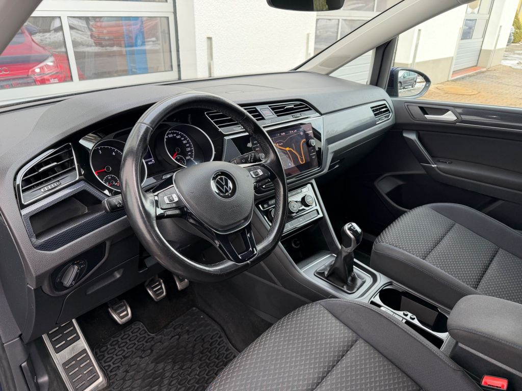 Volkswagen Touran 2021