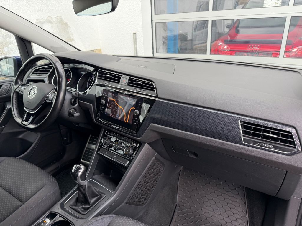 Volkswagen Touran 2021