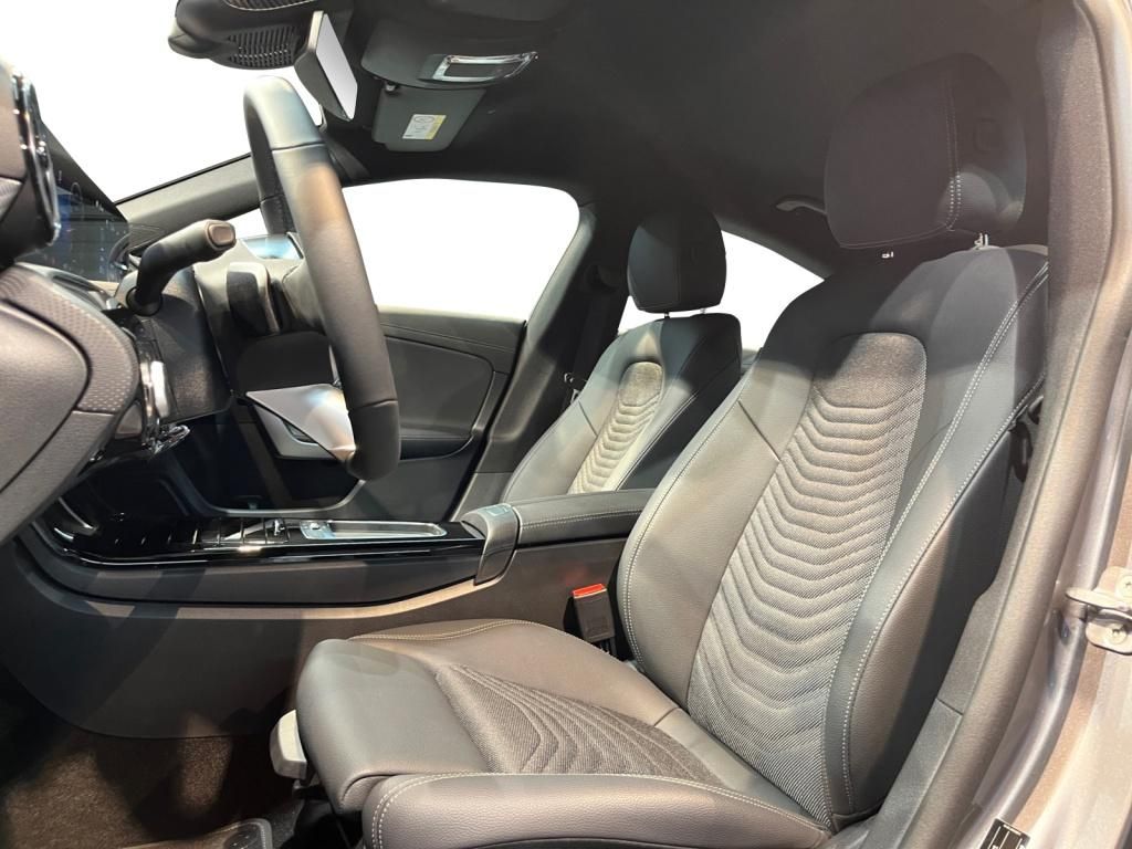 Mercedes-Benz CLA 180 2025