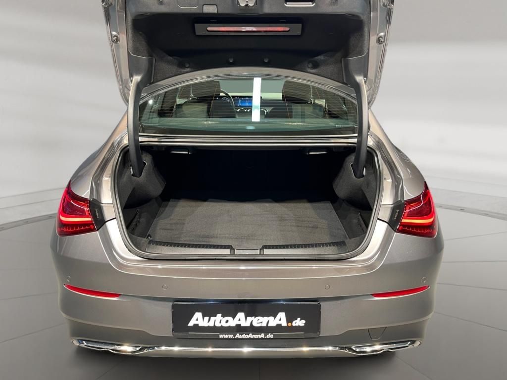 Mercedes-Benz CLA 180 2025