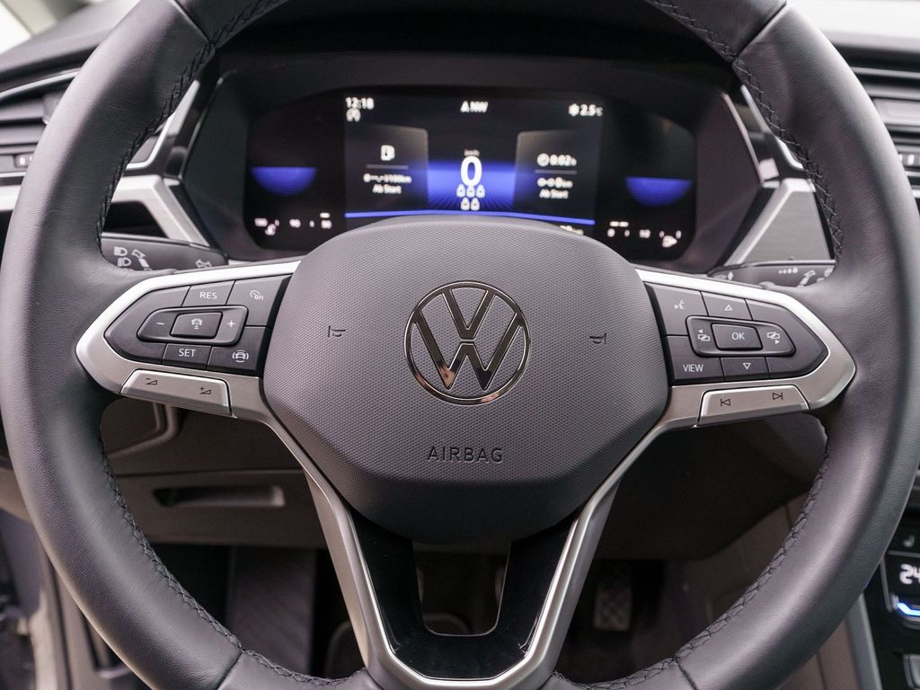 Volkswagen Touran 2023