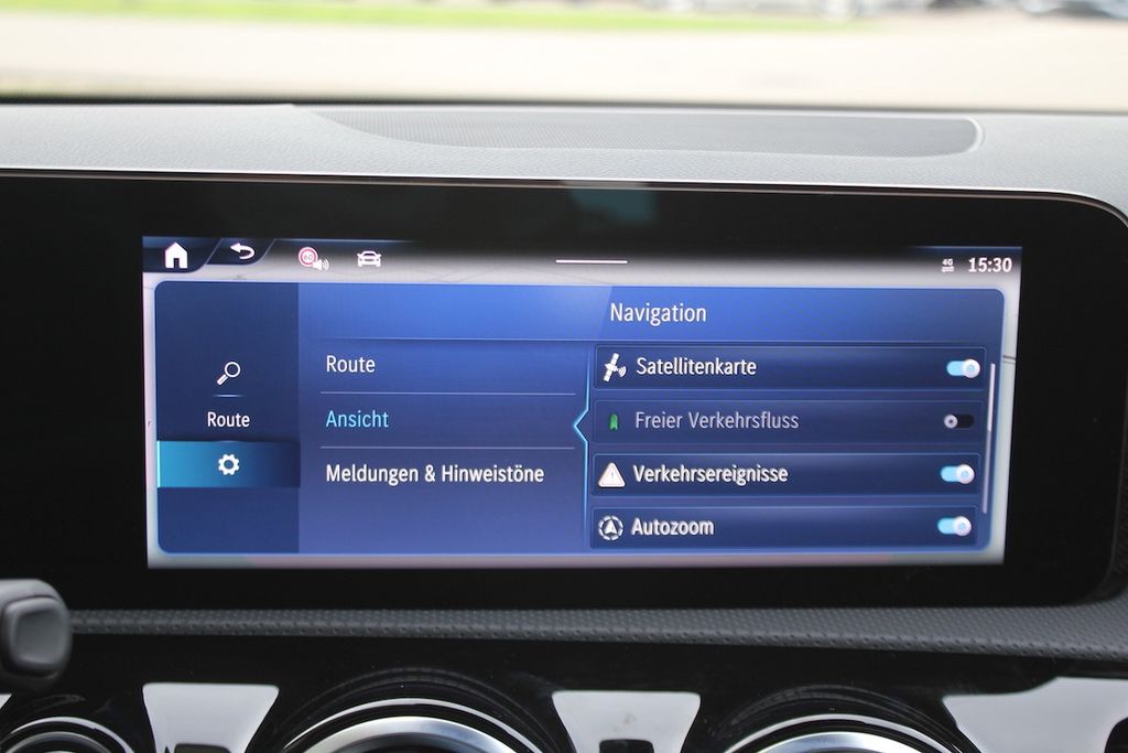 Mercedes-Benz A 180 2024