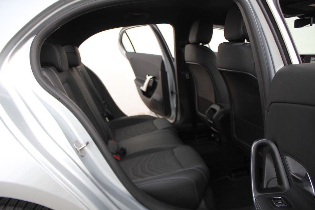 Mercedes-Benz A 180 2024