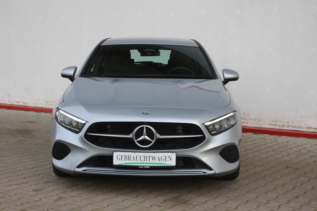 Mercedes-Benz A 180 2024