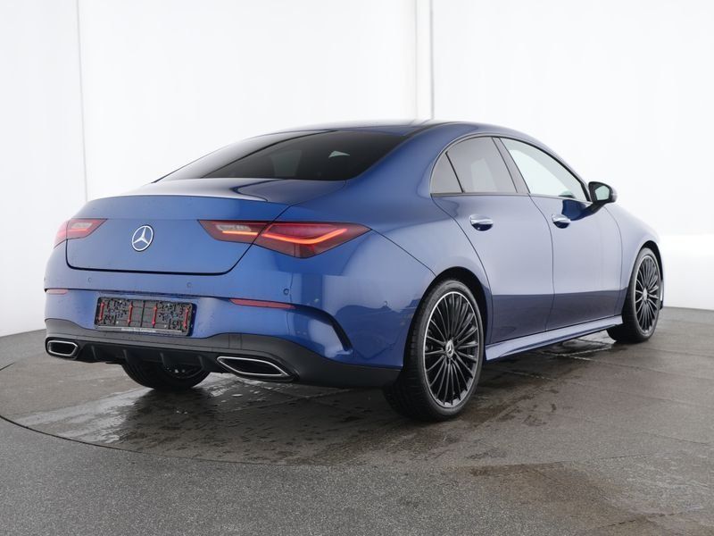 Mercedes-Benz CLA 180 2025