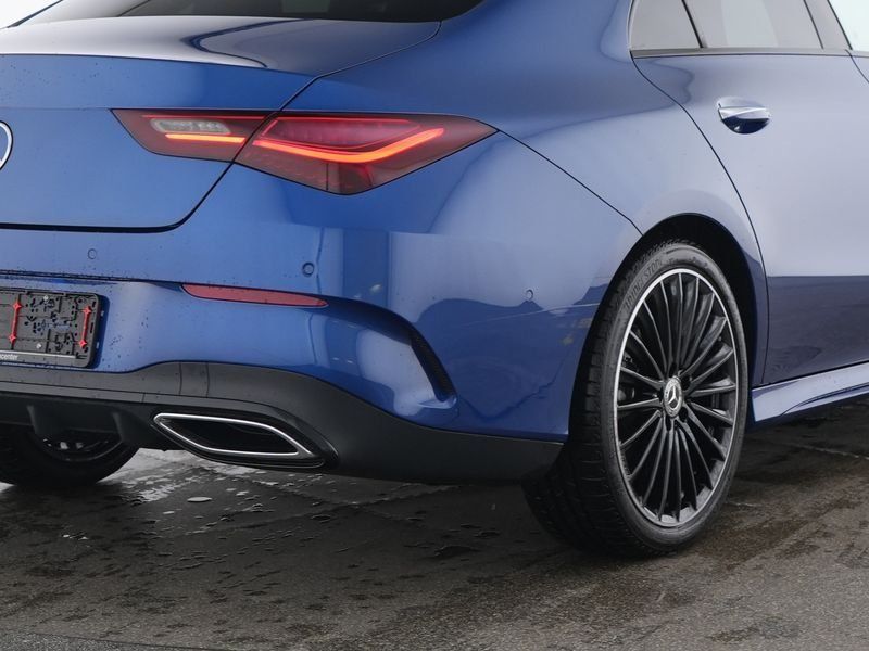 Mercedes-Benz CLA 180 2025